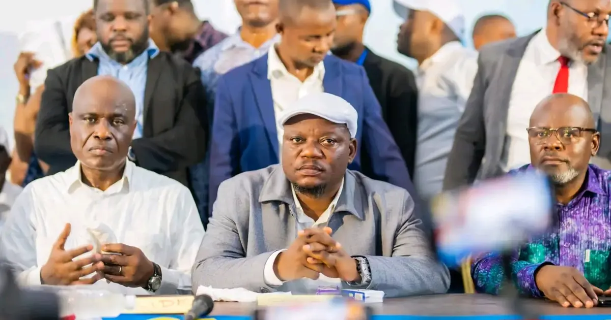 Crise politique en RDC : la coalition C64 reporte sa plainte contre Félix Tshisekedi pour renforcer son dossier