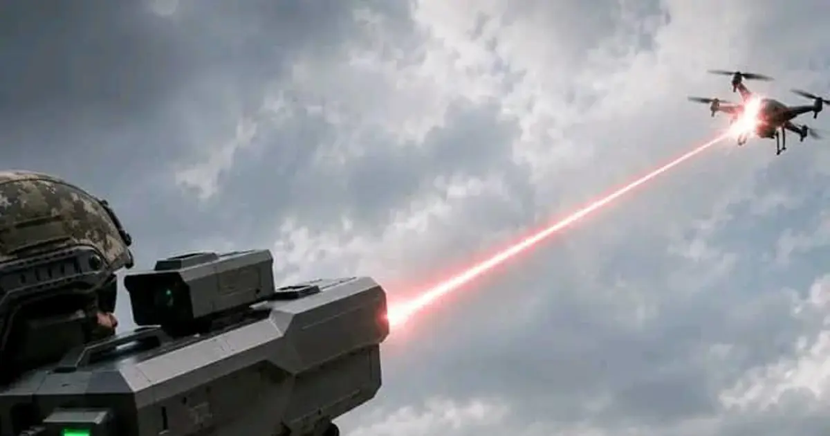 Guerre du futur : La Chine invente le laser de poche dopé à l'IA pour abattre les drones !