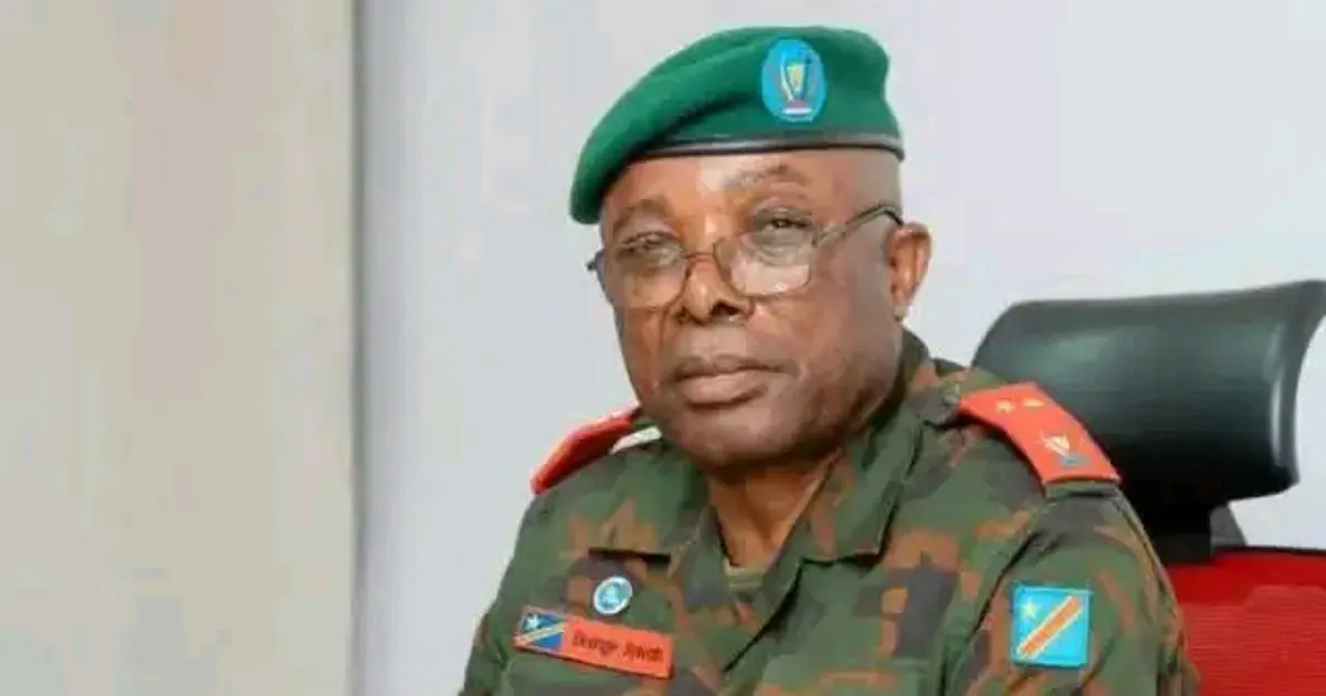Après plusieurs mois de suspension, Sylvain Ekenge réapparaît avec le communiqué des FARDC sur le crash de Kenge