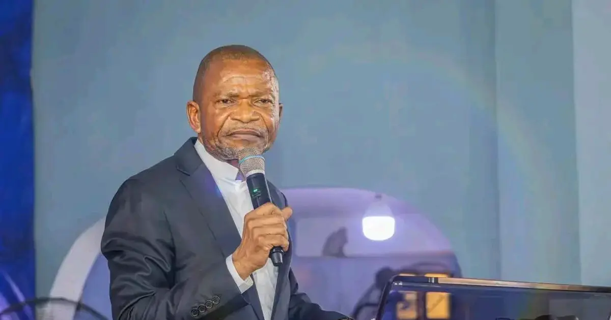 L'Ombre du Sacré sur Bujumbura : L'Archevêque Ejiba Yamapia Rejoint les Négociations Congolaises