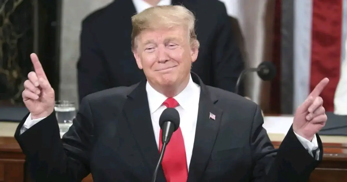 Donald Trump met en avant la puissance énergétique des États-Unis face à la Chine