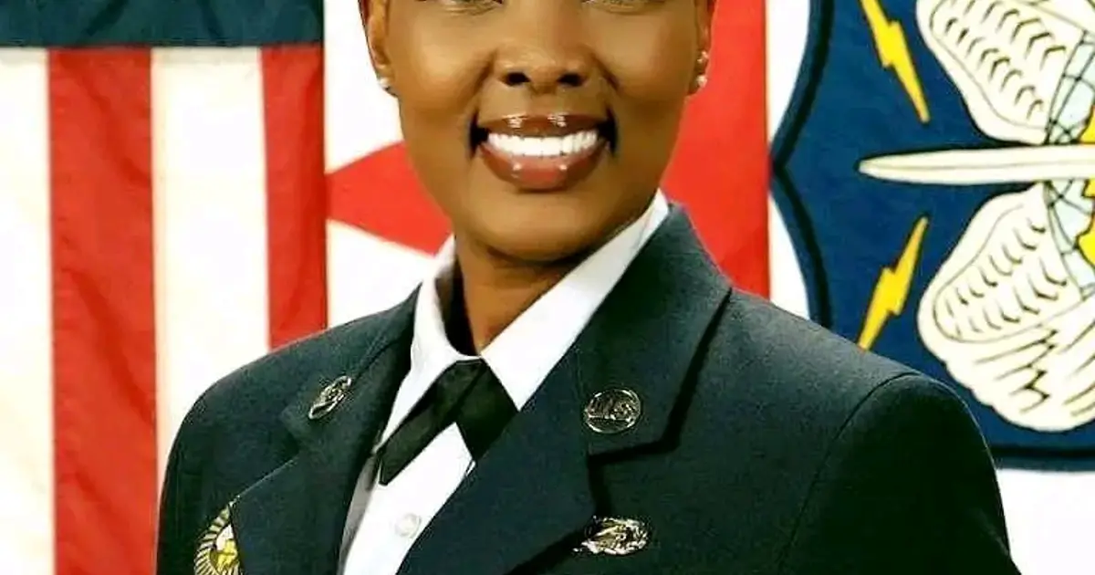 Une Sapeuse dans les Étoiles : Nadia Angalikiana Katana Fait Briller la RDC aux USA