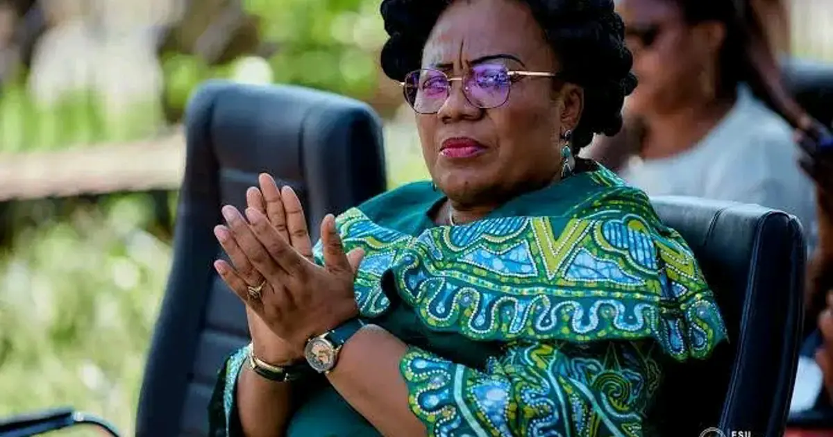  LETTRE OUVERTE DE SÉRAPHIN MONGANE À SON EXCELLENCE MADAME LA MINISTRE DE L’ENSEIGNEMENT SUPÉRIEUR ET UNIVERSITAIRE 